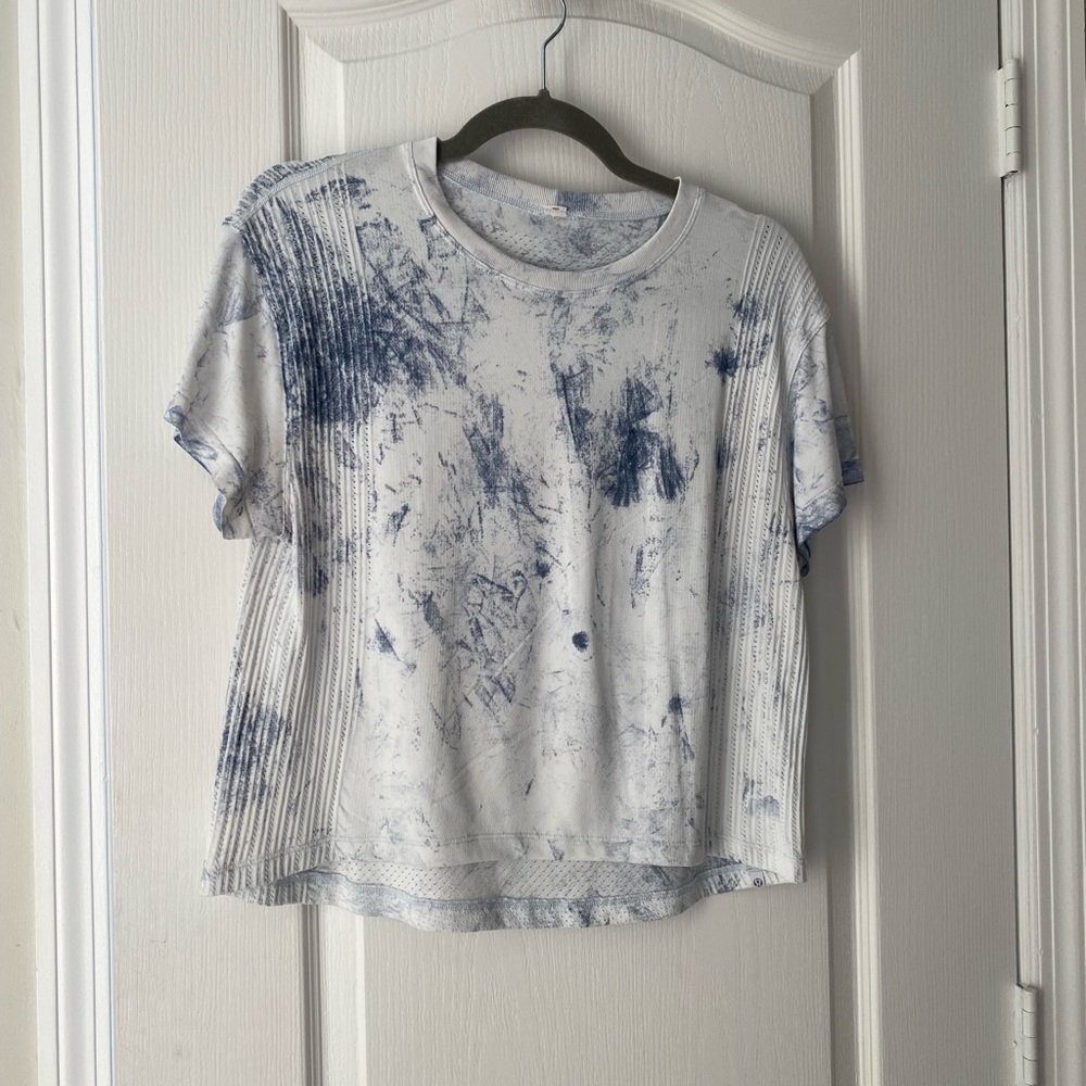 Lululemon short sleeve top